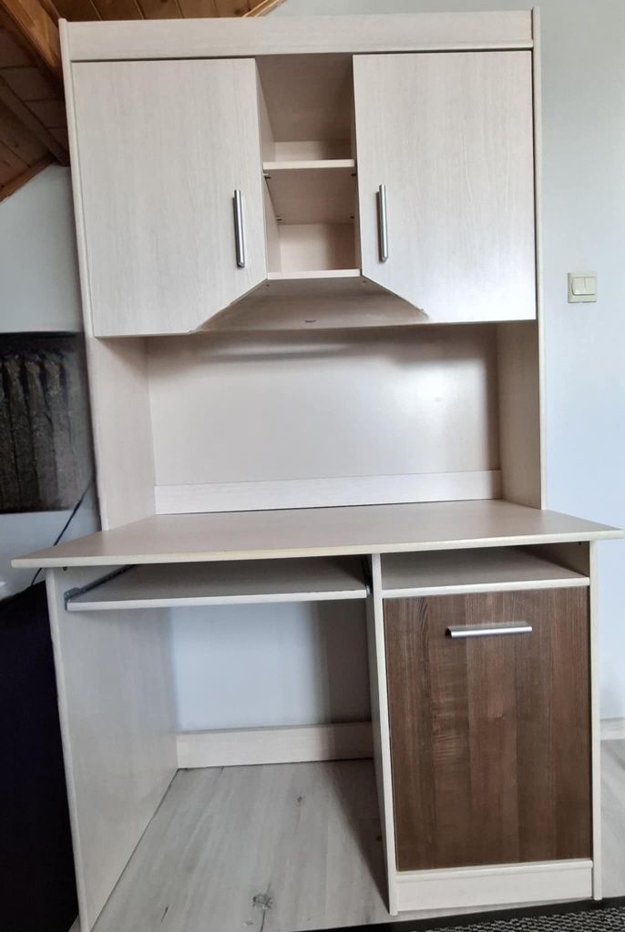 Komplet mebli młodzieżowych