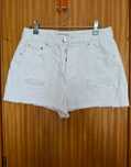 Calções Stradivarius mom fit