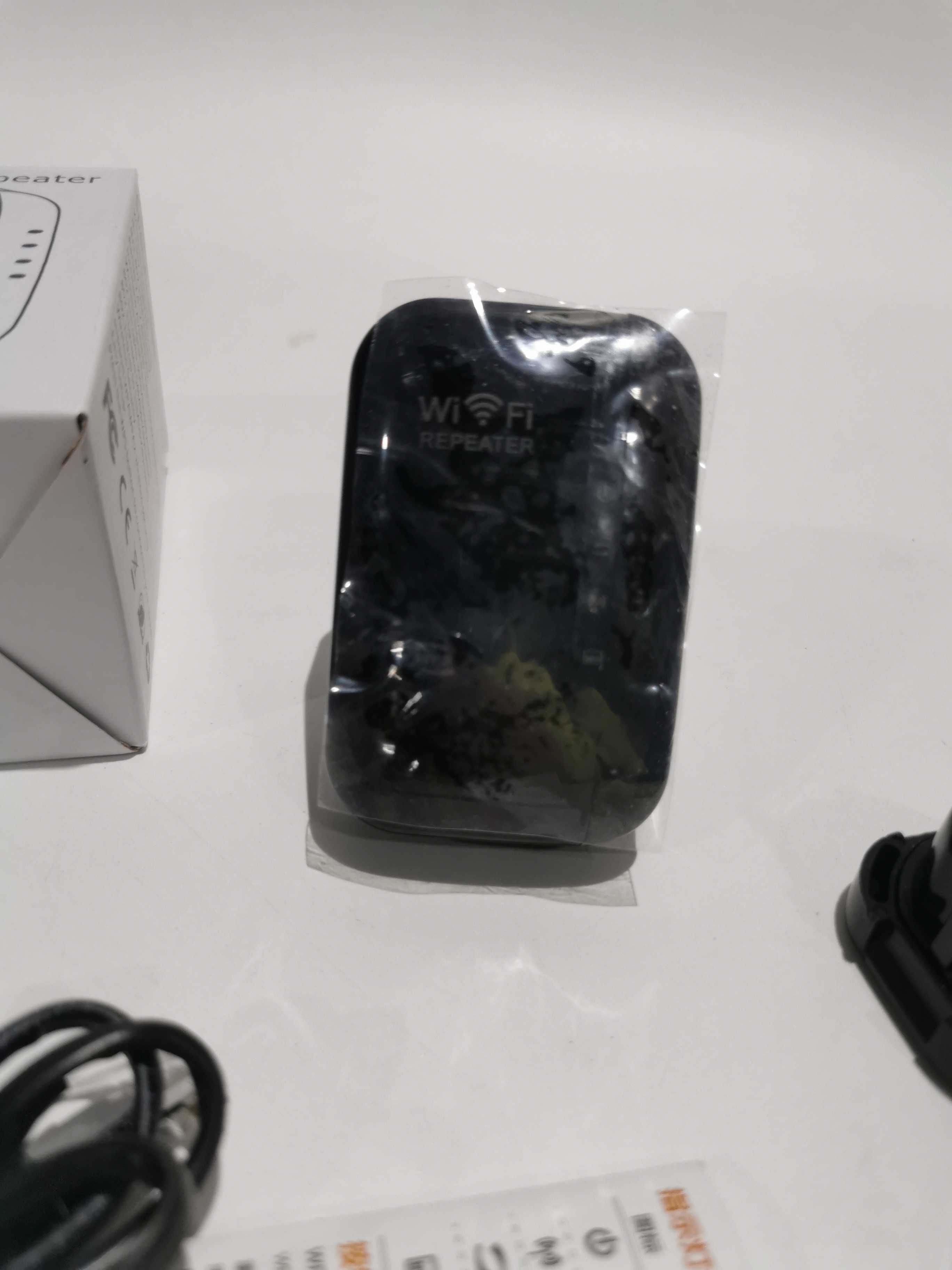 WZMACNIACZ SYGNAŁU WIFI router bezprzewodowy 2.4 GHz