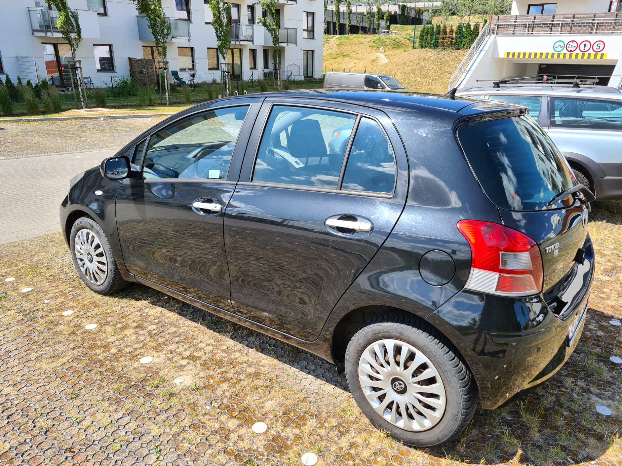 Toyota Yaris II, PL salon, stan bardzo dobry.