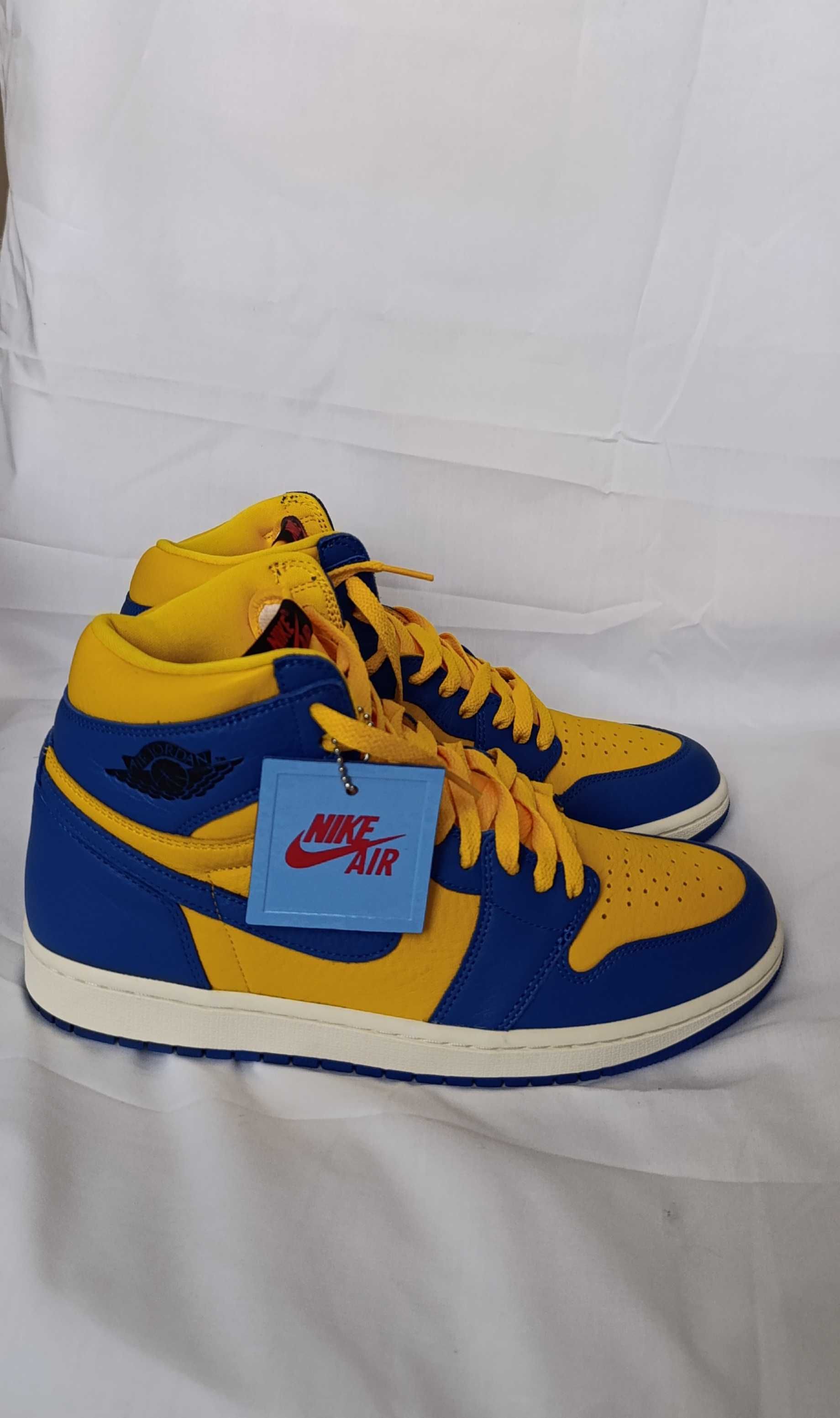 Nike WMNS AIR JORDAN 1 Retro Hi Og
