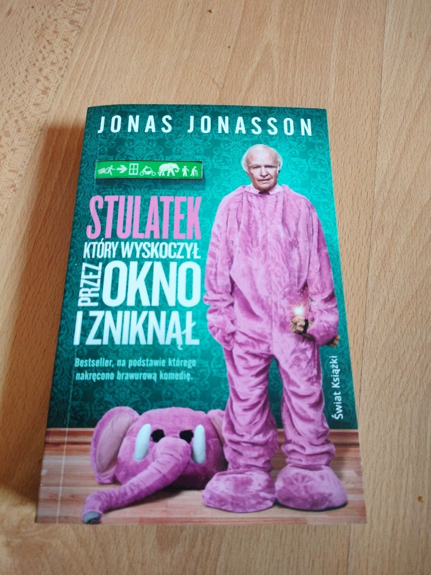 Jonas jonasson stulatek który wyskoczył przez okno i zniknął