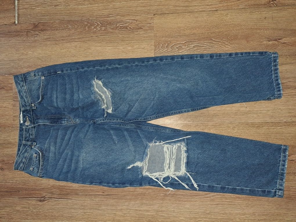 Spodnie jeansy typu mom jeans
