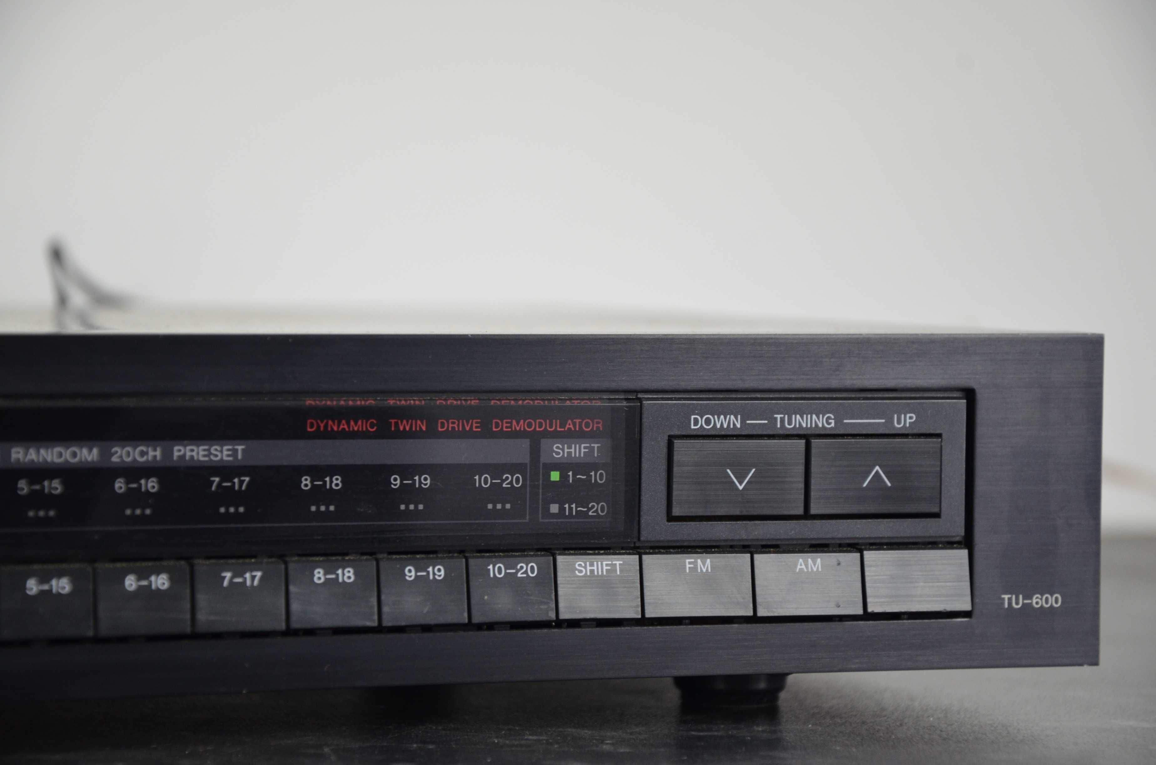 Tuner radiowy cyfrowy Denon TU-600 czarny