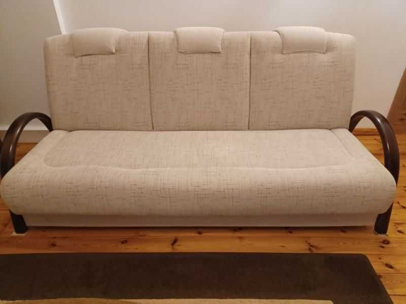 Wersalka/Kanapa w dobrym stanie