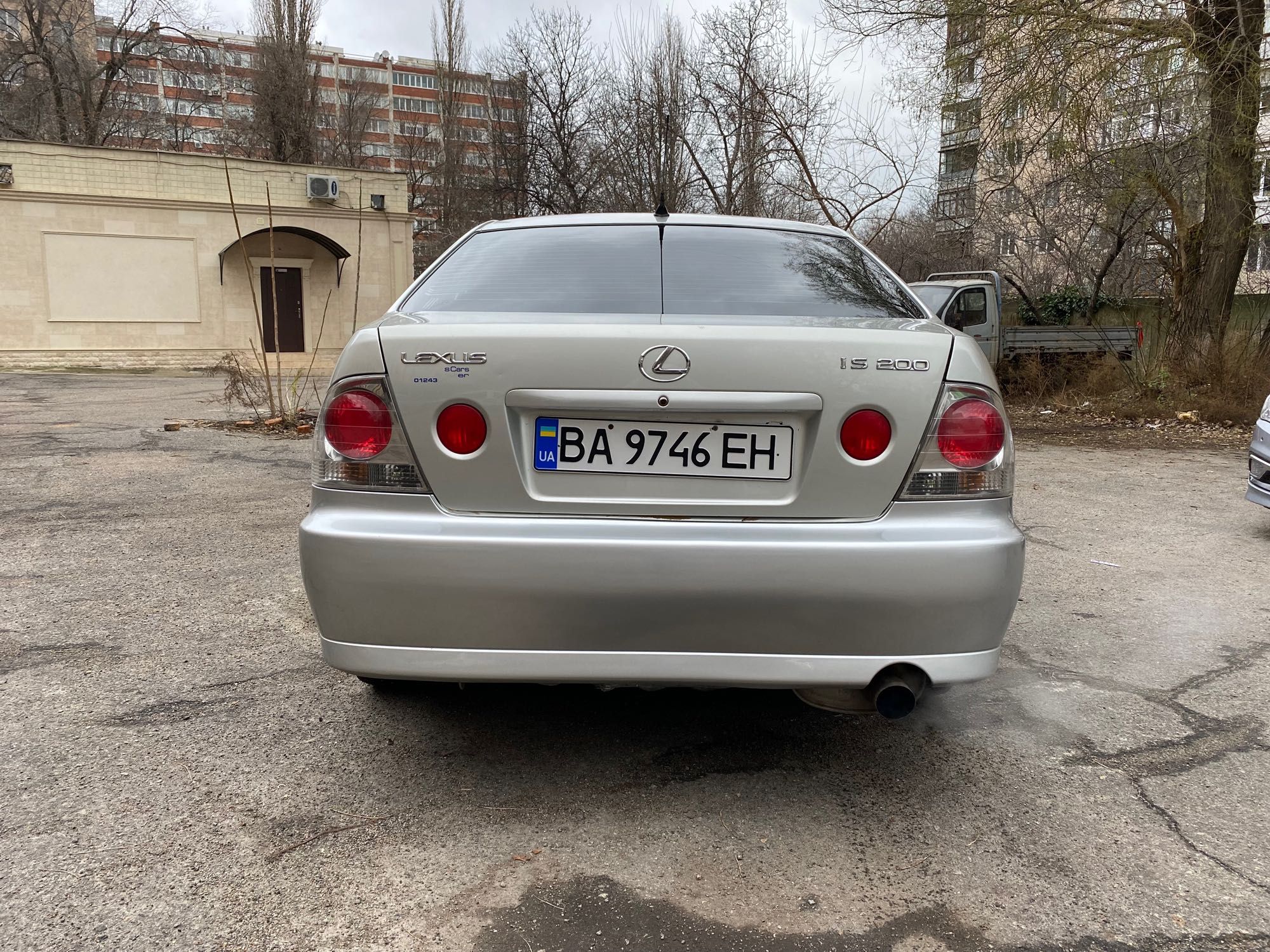 Lexus IS200 2001г