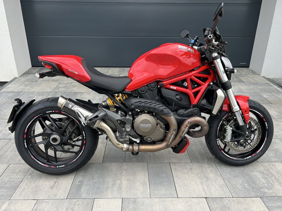Ducati Monster 1200 stan salonowy mały przebieg