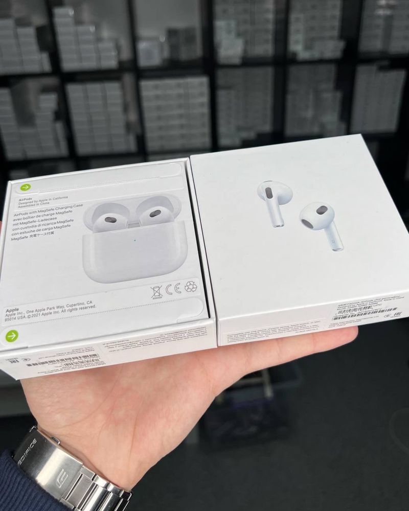 Навушники AirPods 3 з кейсом + чохол у подарунок