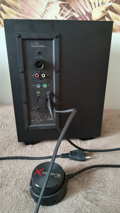 Bardzo mocny głośnik komputerowy subwoofer Creative Sound blaster X M