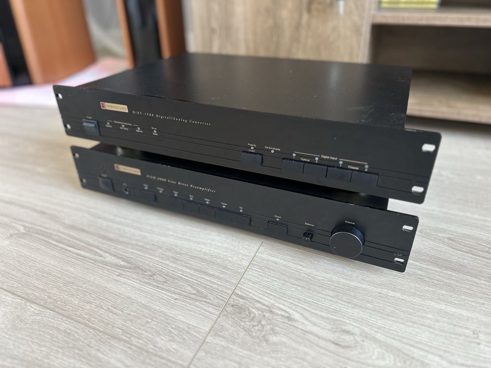 Przedwzmacniacz Parasound P/LD 2000 + pilot + karton
