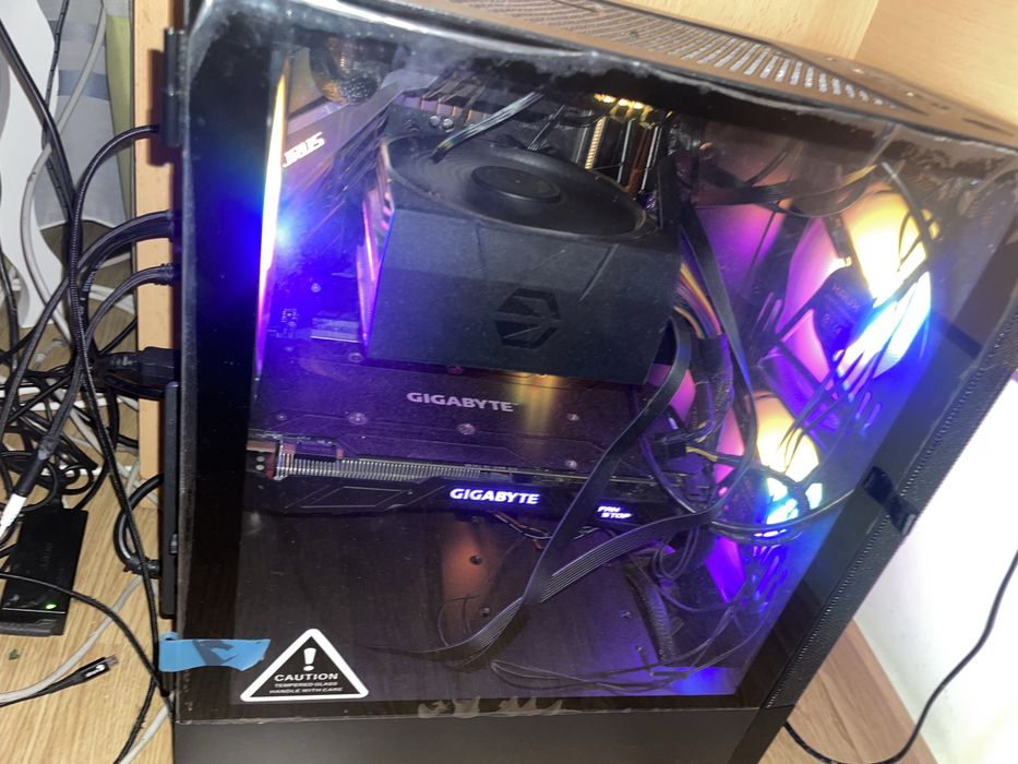 Komputer gamingowy stan bardzo dobry