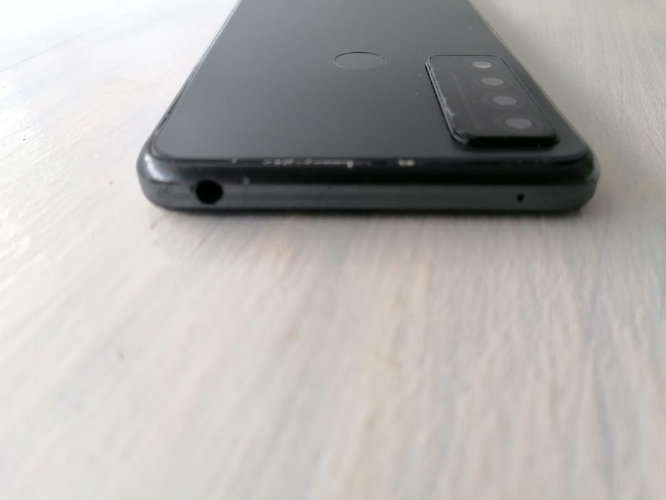 TCL 20R 5G pouco uso