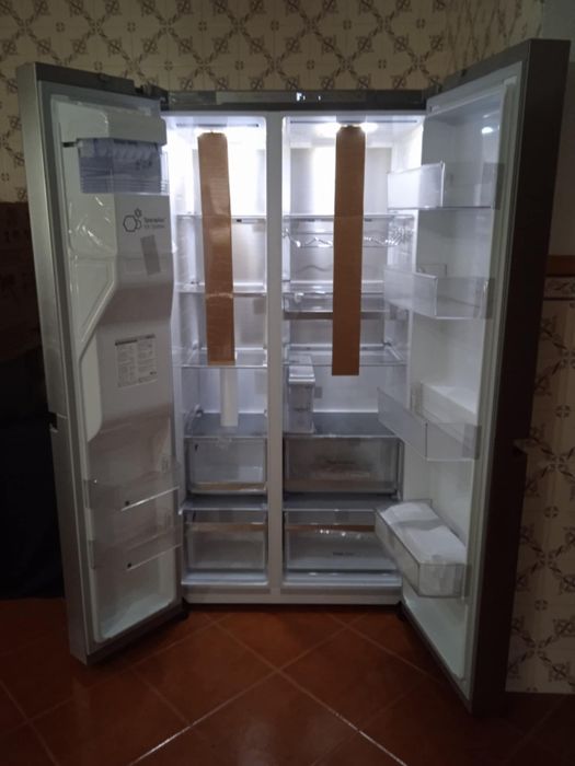 Vendo Frigorífico Americano com Congelador Marca LG