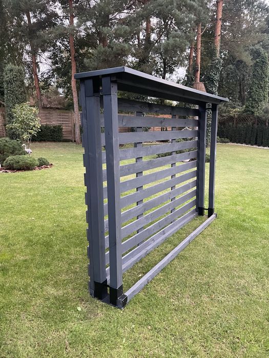 Drewutnia na drewno kominkowe