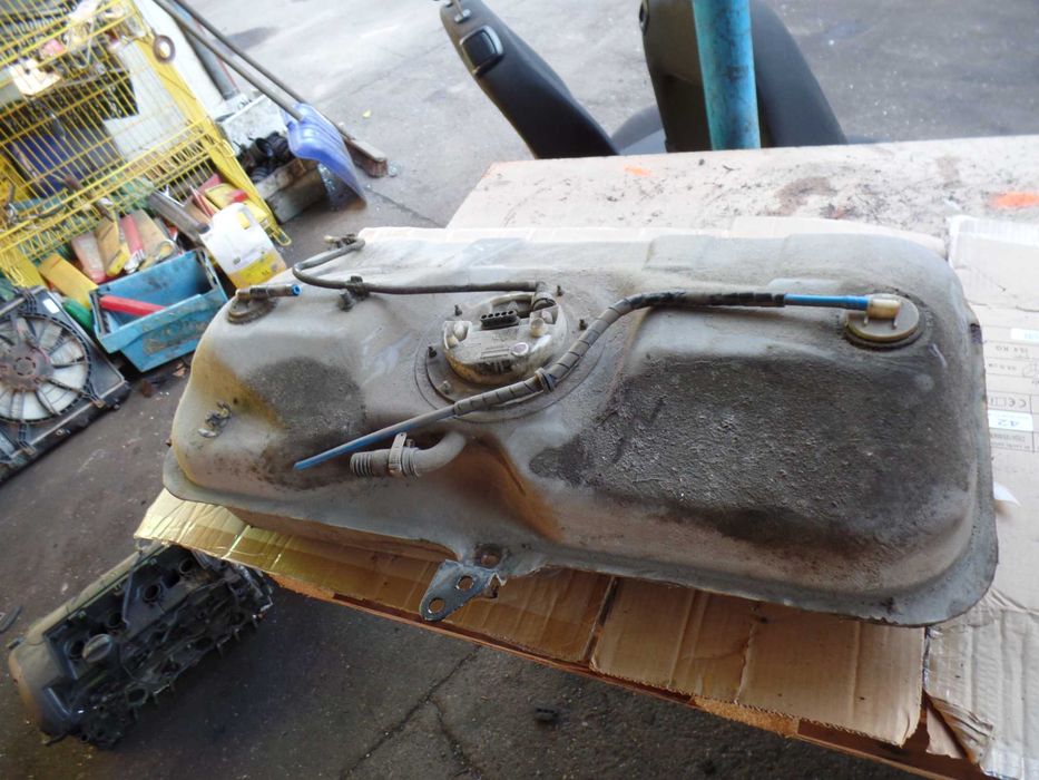 Lis5 Zbiornik paliwa fiat seicento 900 0,9 II 2 pompa wysyłka części