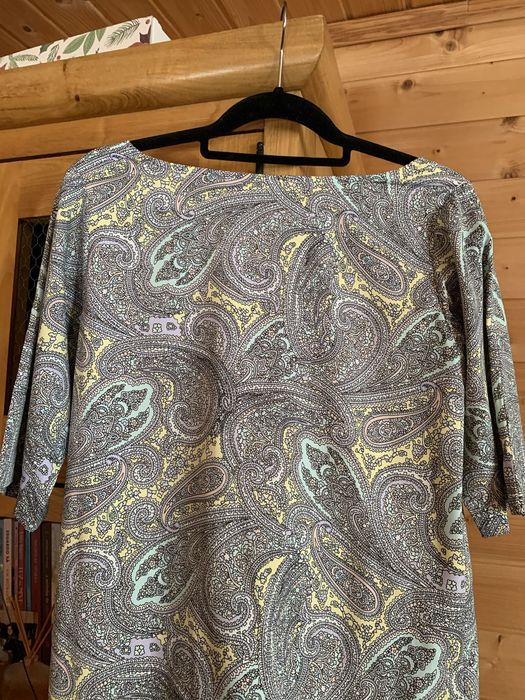 Vestido meia manga . Marca Lanidor