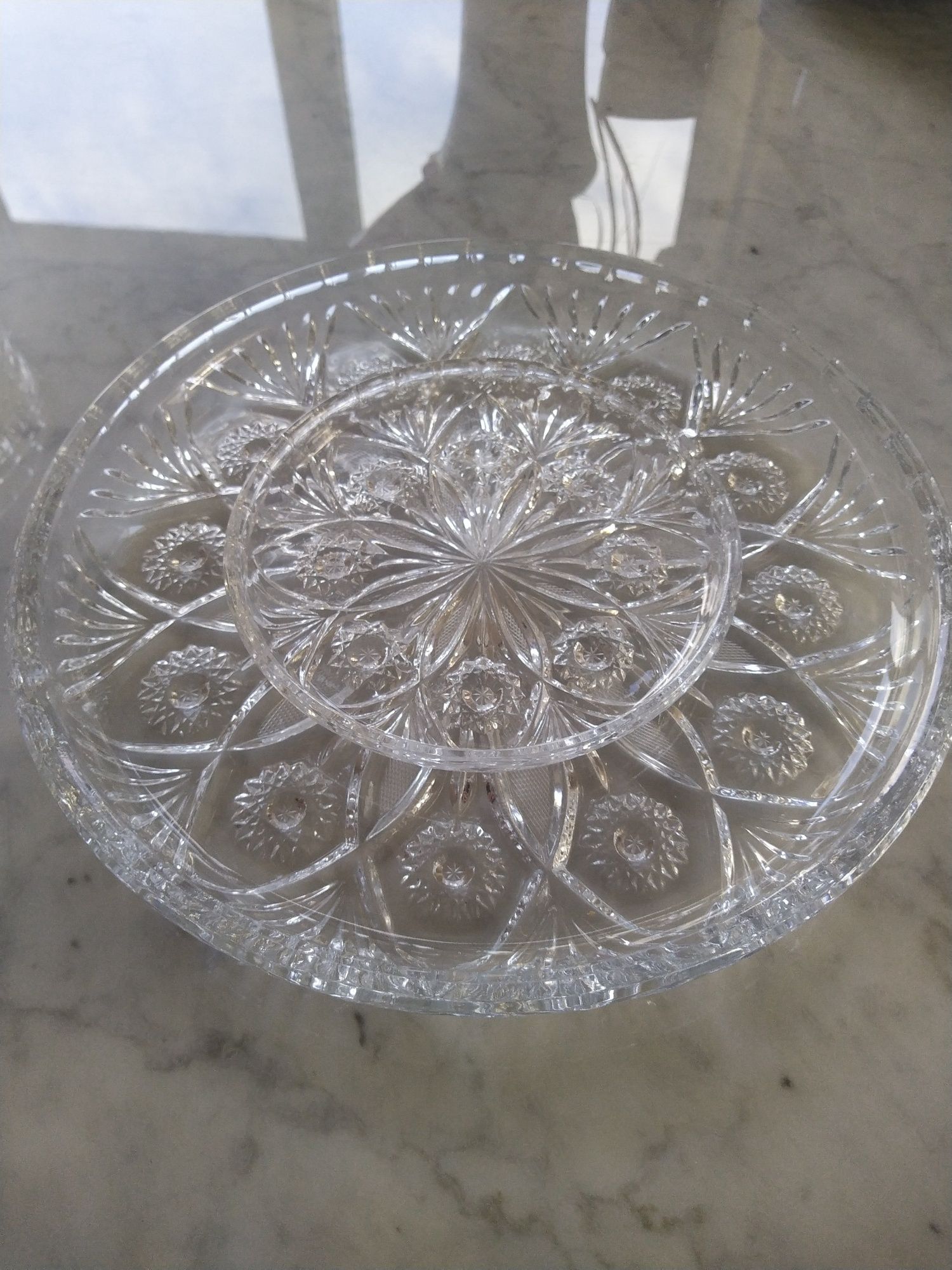 Duży kryształowy talerz na ciasto. Kryształ.