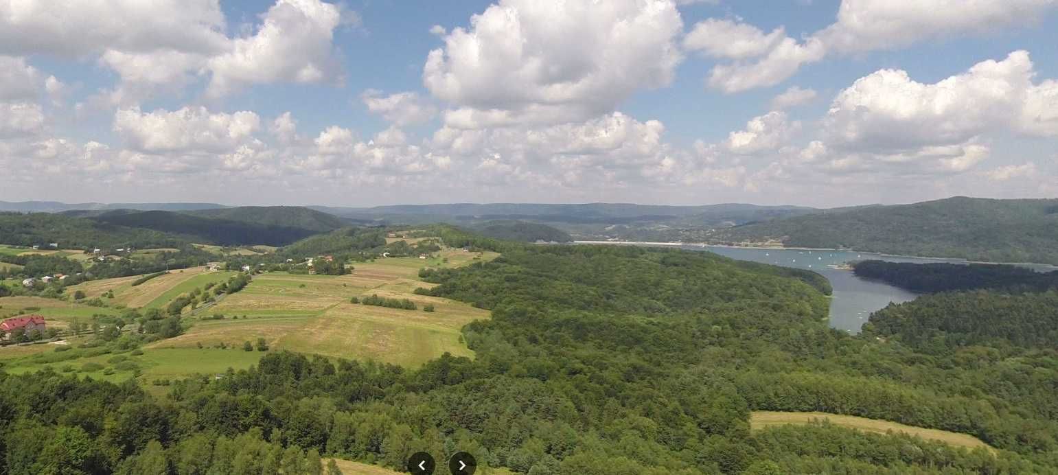 Działka koło Polańczyka z panoramą jeziora solińskiego