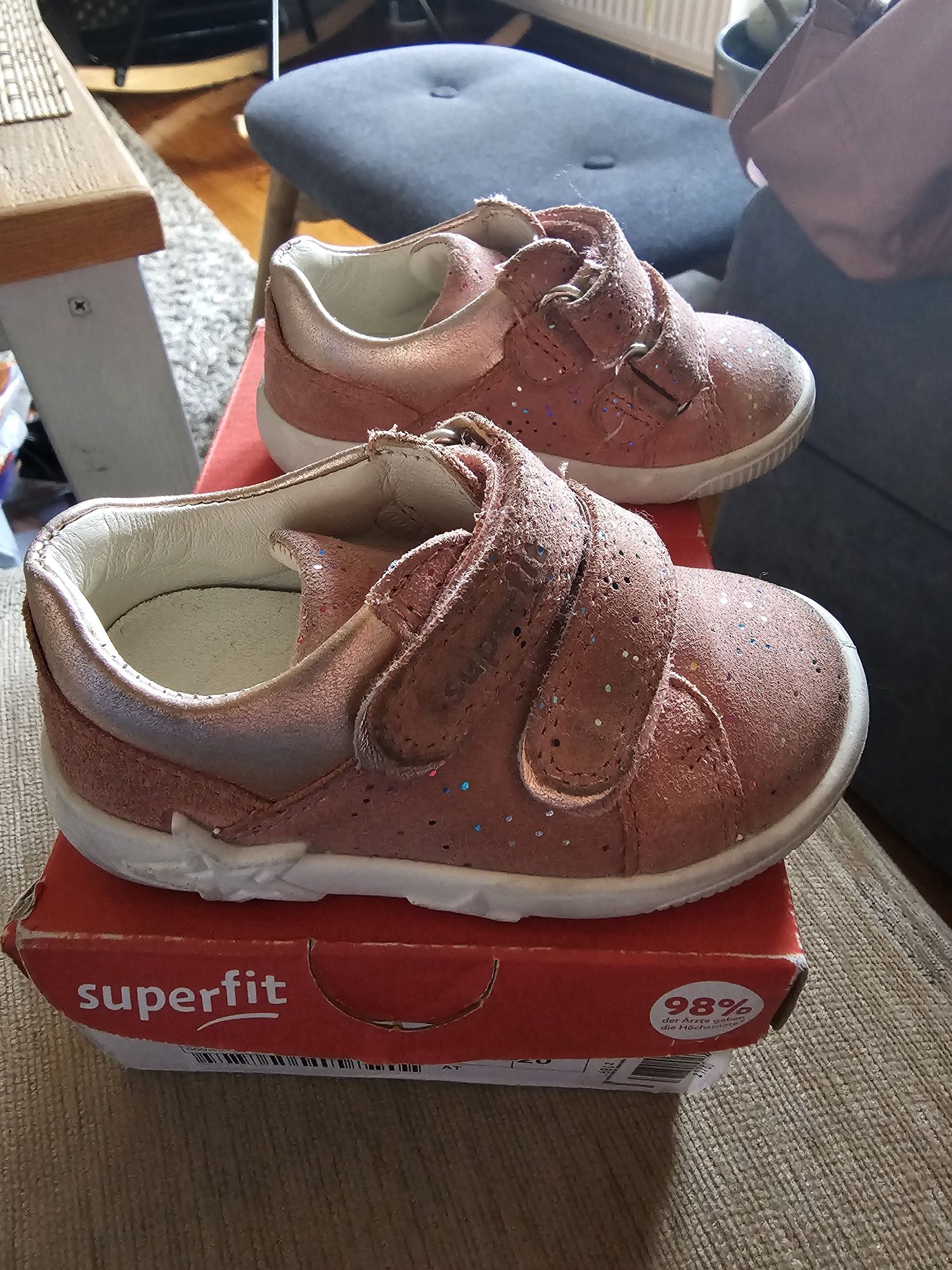 Buty superfit, 20