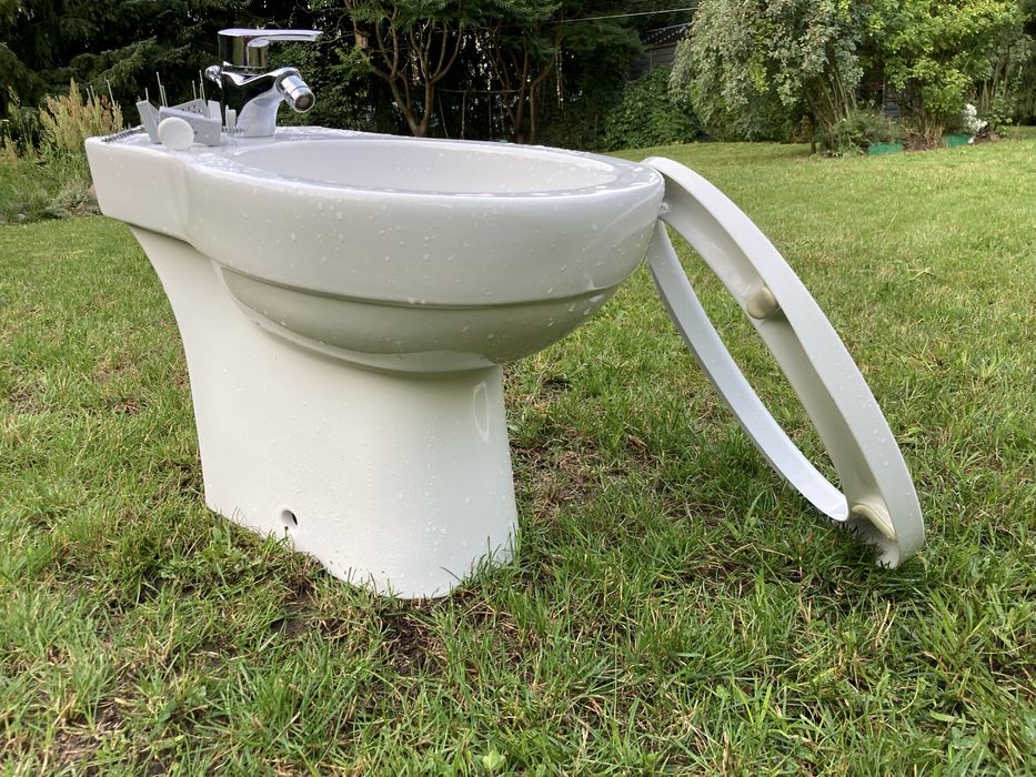 Bidet Koło wraz z armaturą w tym bateria Klude stan bardzo dobry
