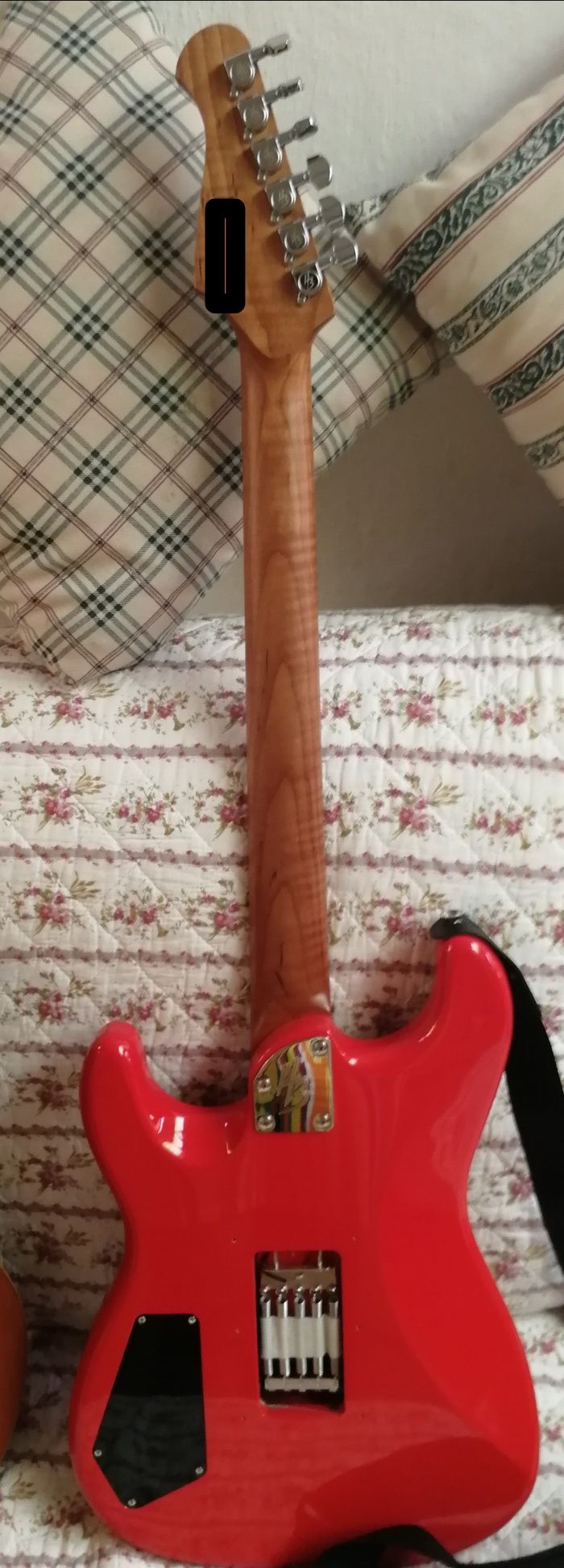 Harley Benton® Pro. St-80 Radiant Red.