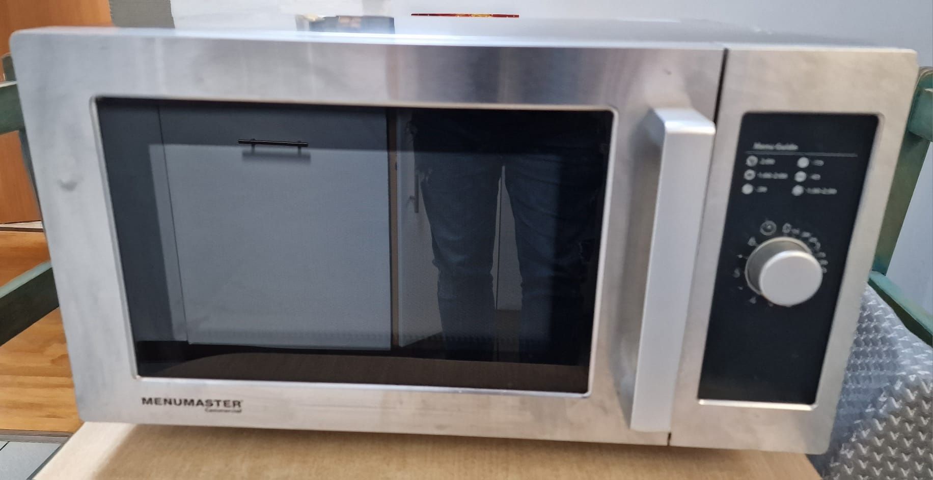 Kuchenka mikrofalowa Menumaster  RMS 51ODS