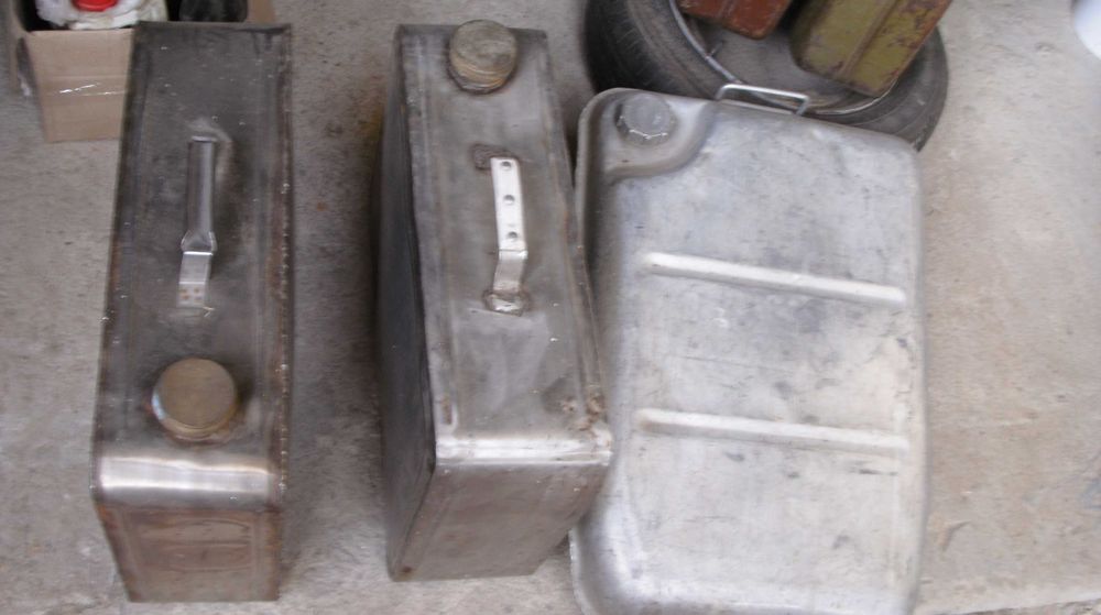 канистры нержавейка, алюминий. пищевая 30л. 28л.