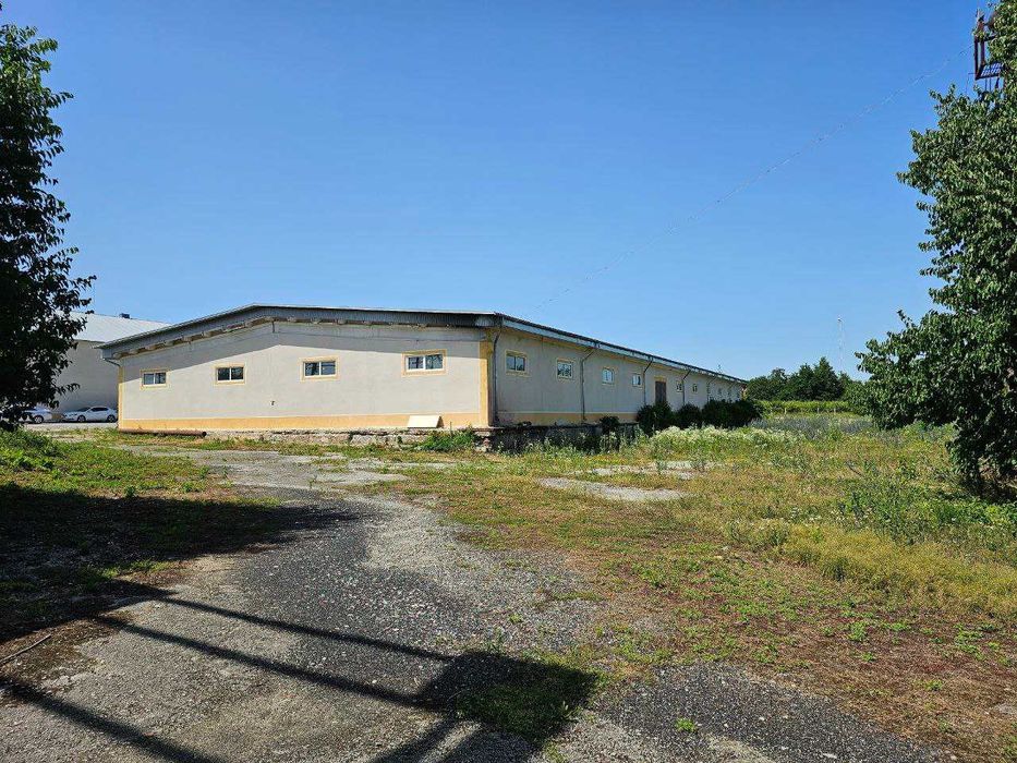 Комерційне приміщення (склади) для БІЗНЕСУ в м.Борщів