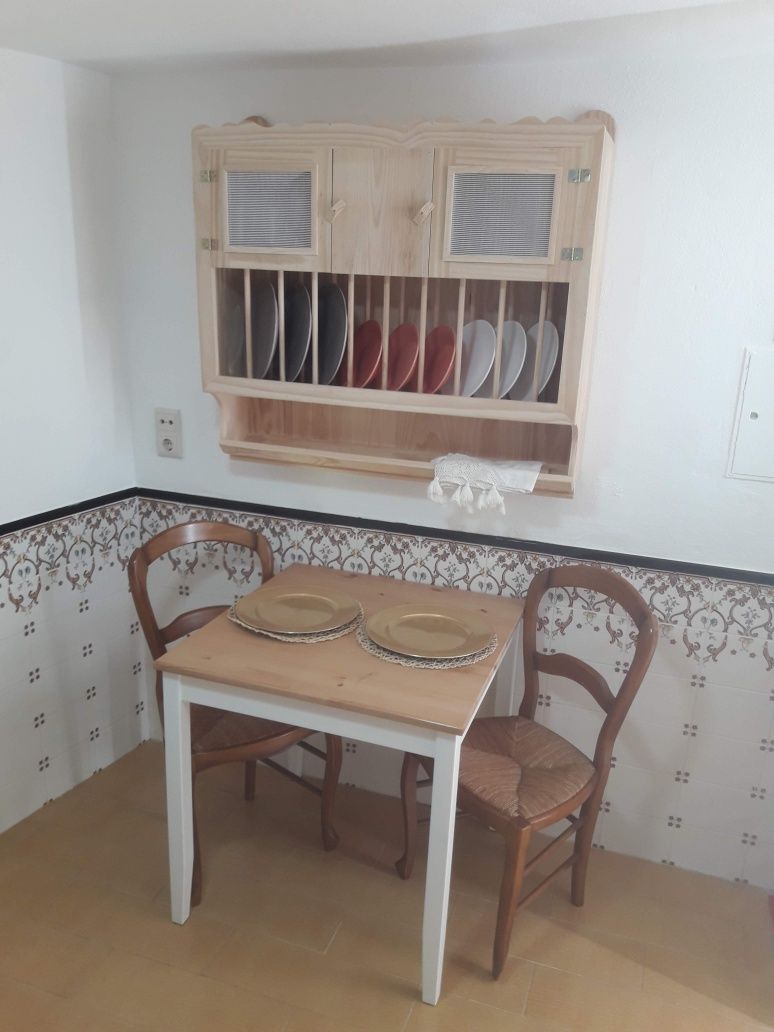 Alugo pequena casa mobilada na Vila da Sertã