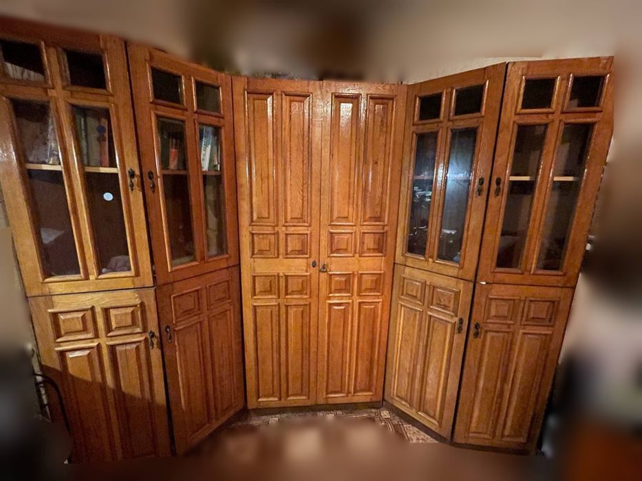Дубова шафа антикваріат