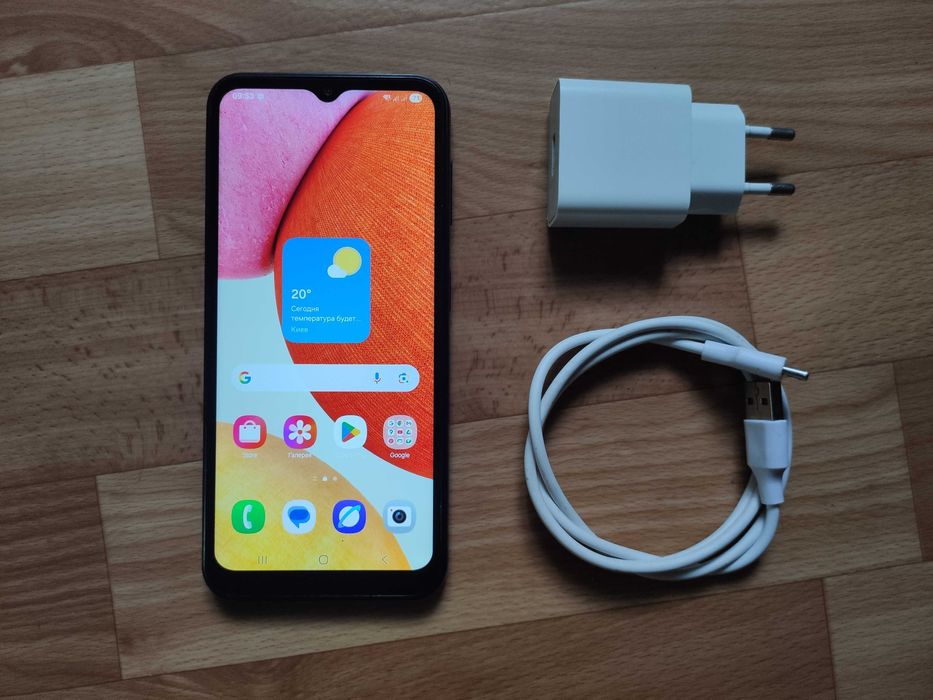 Samsung SM-A145F Galaxy A14  4+2/128GB , NFC , камера 50 MP як новий