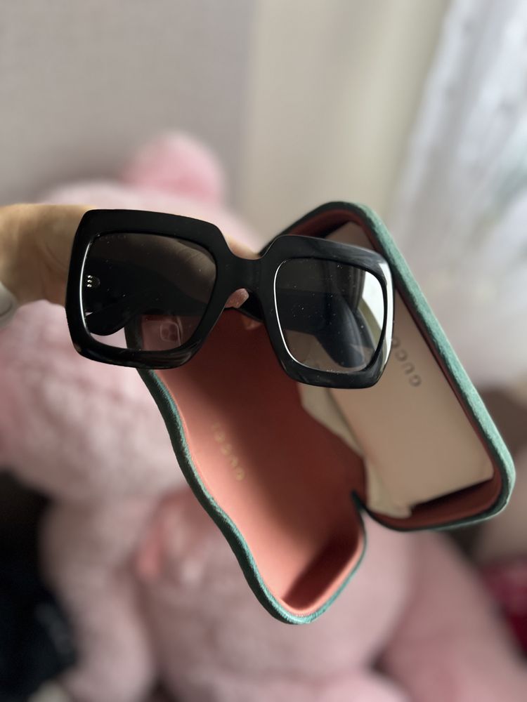 Okulary przeciwsłoneczne Gucci GG 0053S