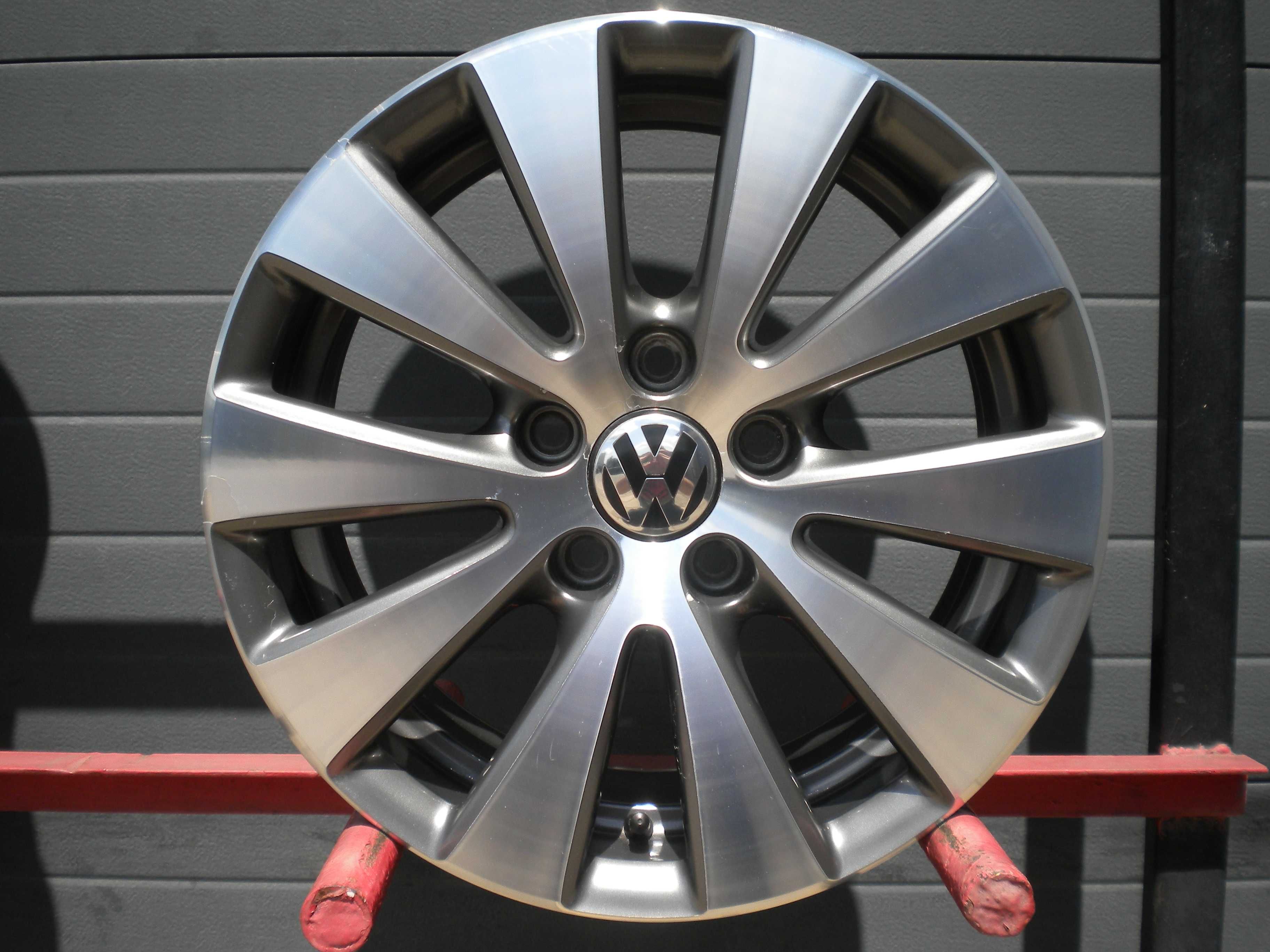 Felgi aluminiowe 16 5x112 org Vw Passat B6 B7 Golf VIII Eos Skoda Yeti