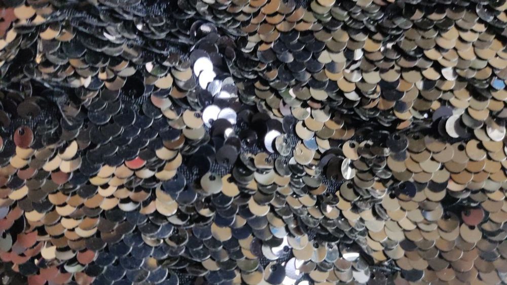 Ткань с паетками черно золотым