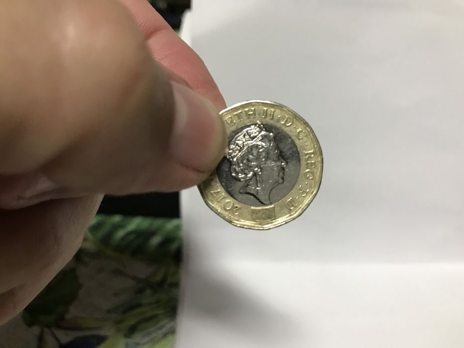 Libra inglesa rainha isabel II