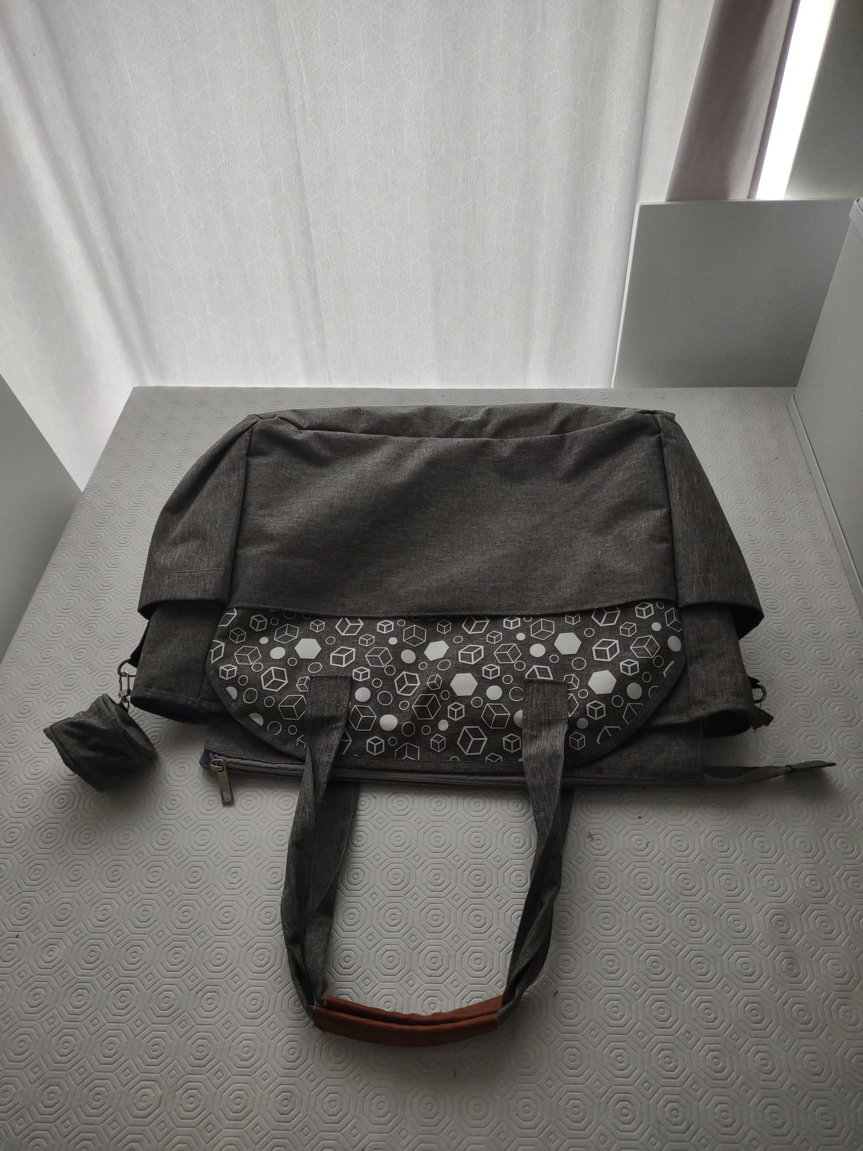 Bolsa maternidade muito utilizada na maternidade.