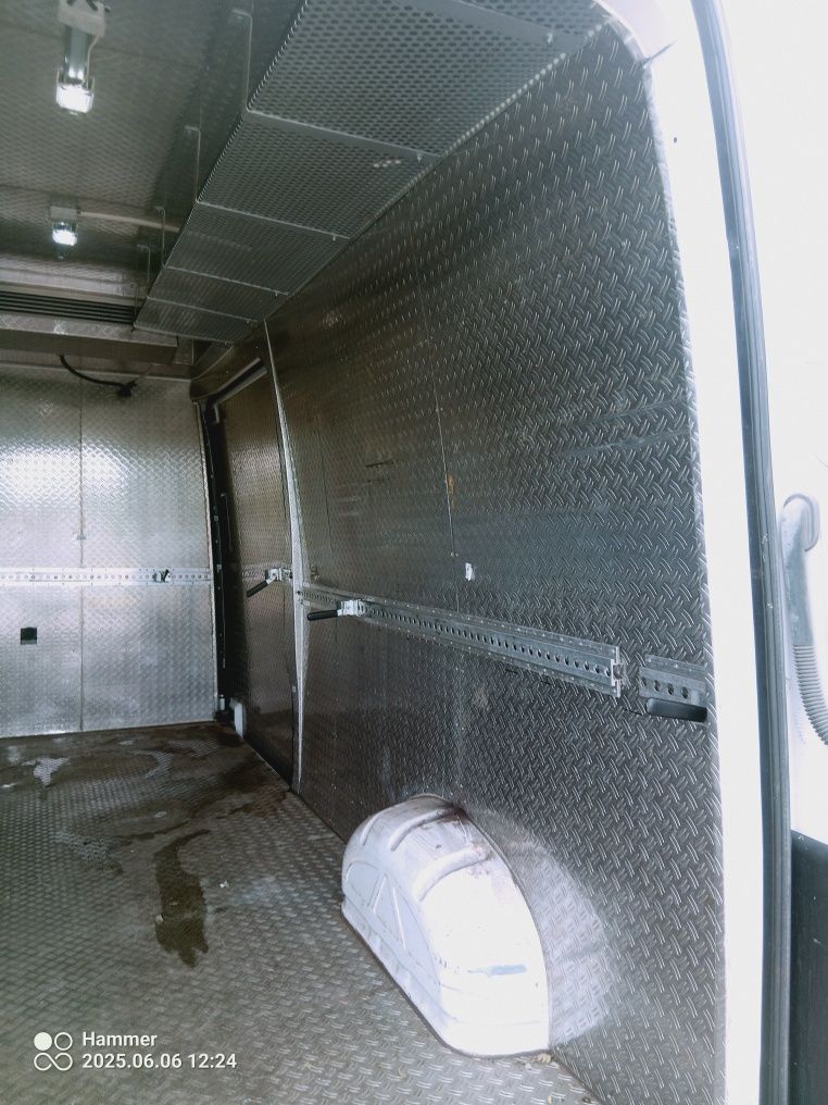 Volkswagen crafter II izoterma automat navi klima L4 h3