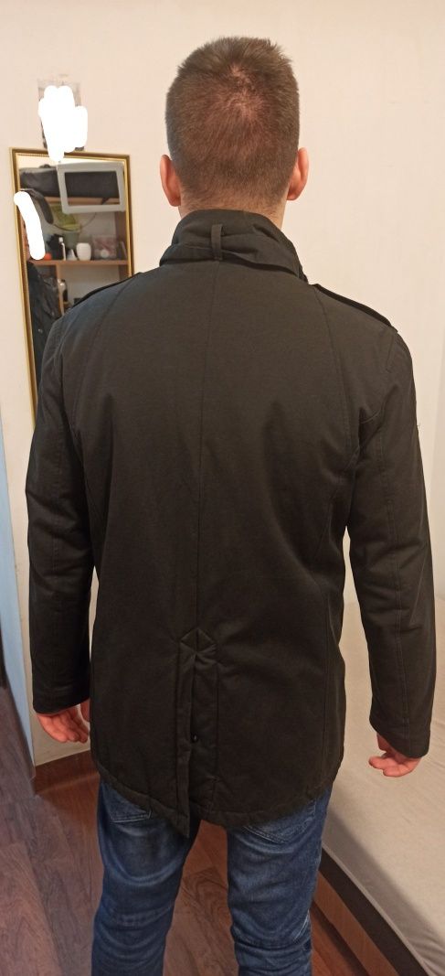 Czarny płaszcz kurtka elegancka garnitur rozmiar M jak NOWY