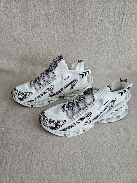 Buty sportowe Reuluton Nowe, rozm 46