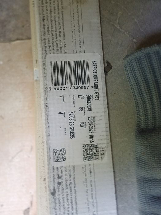 Gres szkliwiony Fabricstone 60 x 60 cm light grey 1,44 m2