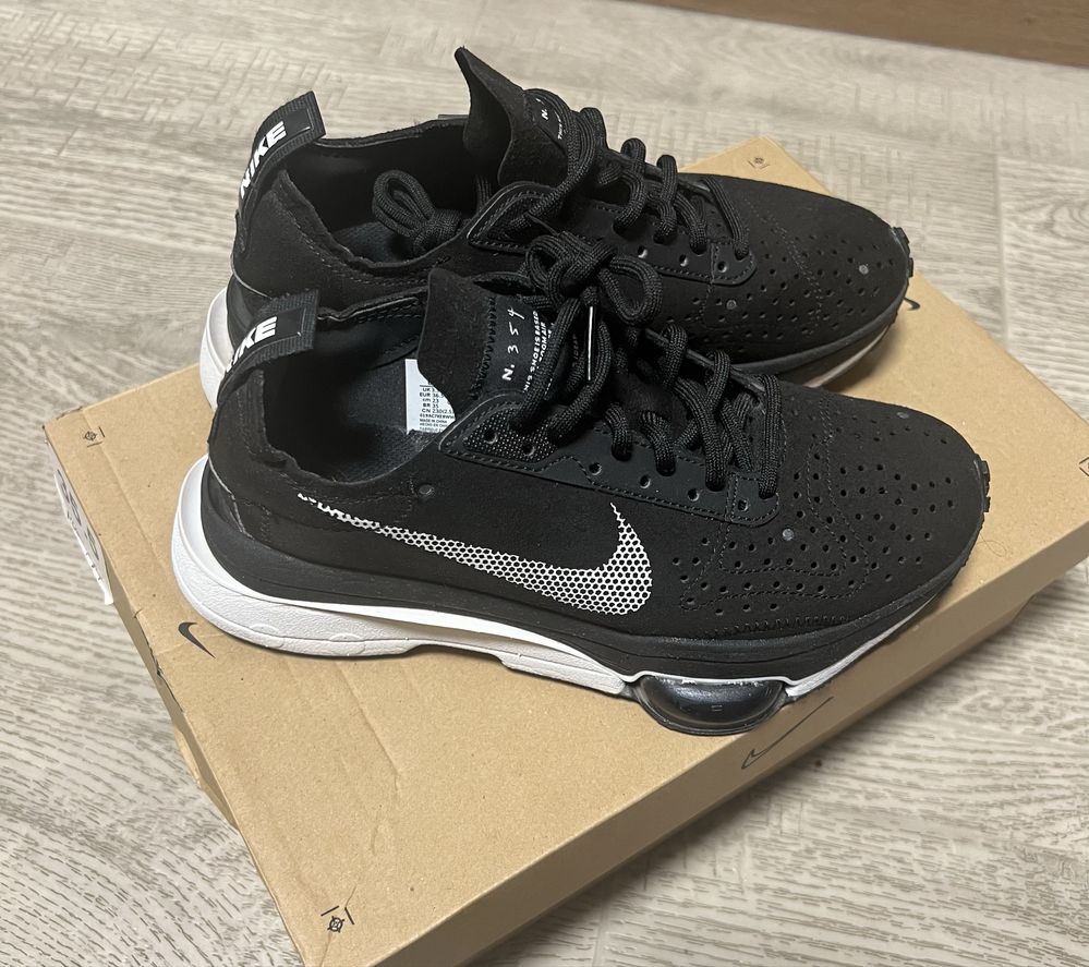 Оригінал в ідеалі кросівки Nike Air Zoom Type 36.5 розмір