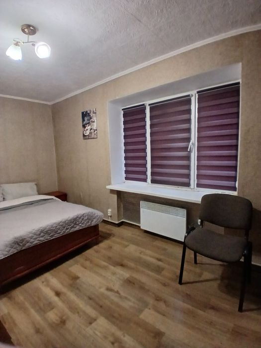 Здається подобово двокімнатна квартира в центрі м. Марганець