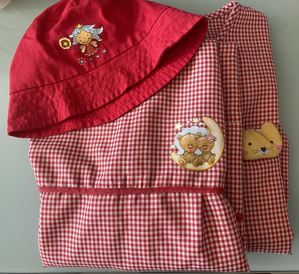 Bibe vermelho quadricula menino 5 anos