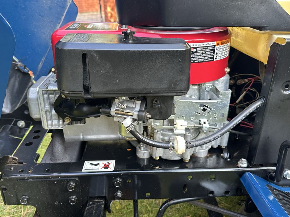 Traktorek kosiarka McCulloch HUSQVARNA 15hp NOWY SILNIK