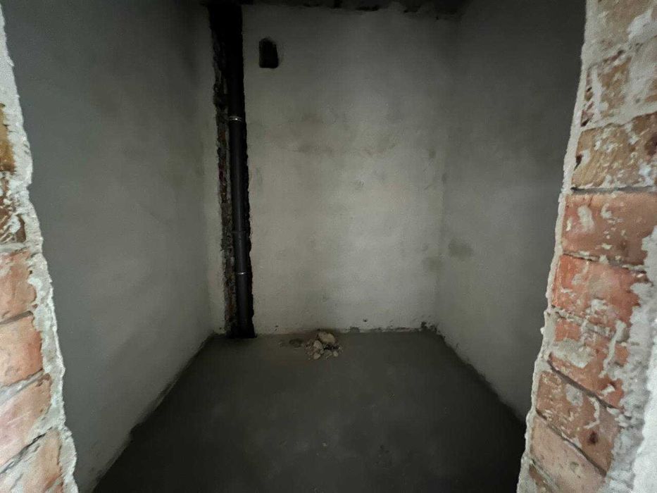 ЗДАНА  1 кім 5 пов 43м3 Центр вул.Чорновола + Підігрів (Працює ЛІФТ)