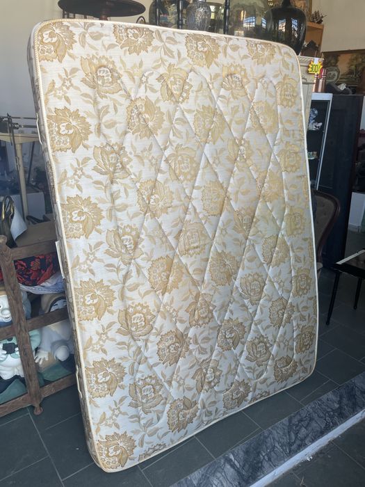 Colchao de Cama de Casal