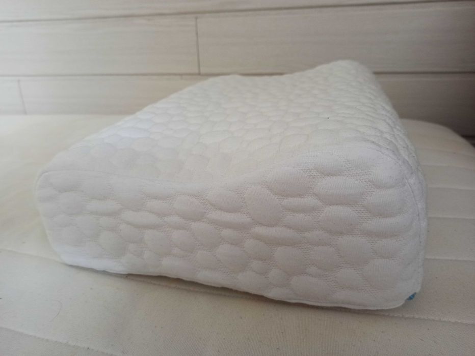 Poduszka profilowana Hevea Visco 50x33 , połowa ceny !