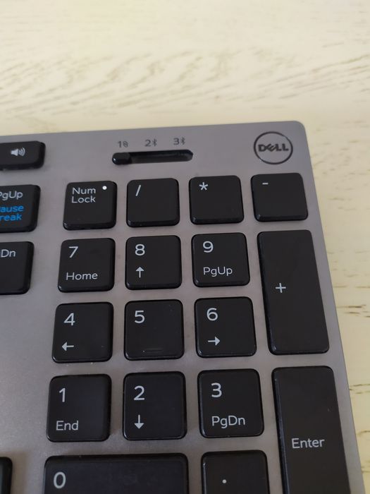 Бездротова клавіатура Dell Premier KM717, Bluetooth клавиатура