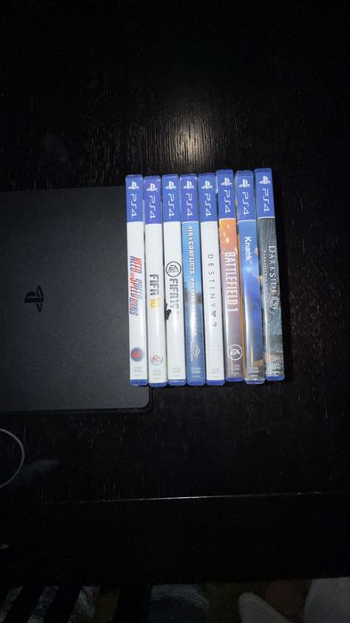 Ps4 em bom estado com jogos