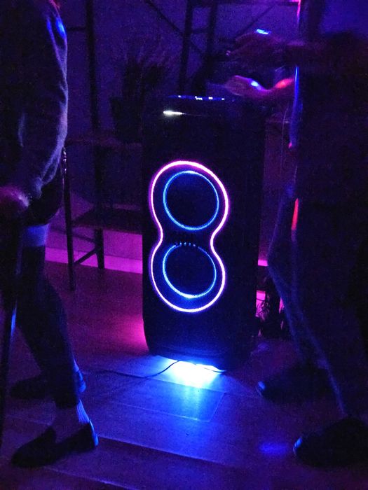 Wynajem głośnika JBL partybox ultimate 1100w